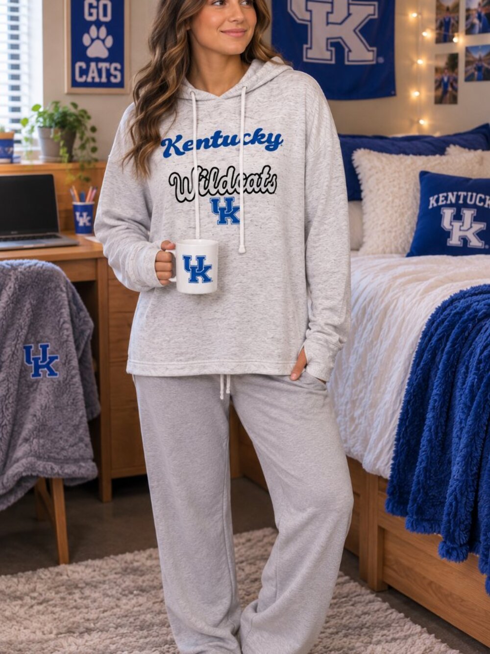 Liv Casual Womens Kentucky Wildcats L NWOT Oversized Hoodie Thumbholes Gray Soft